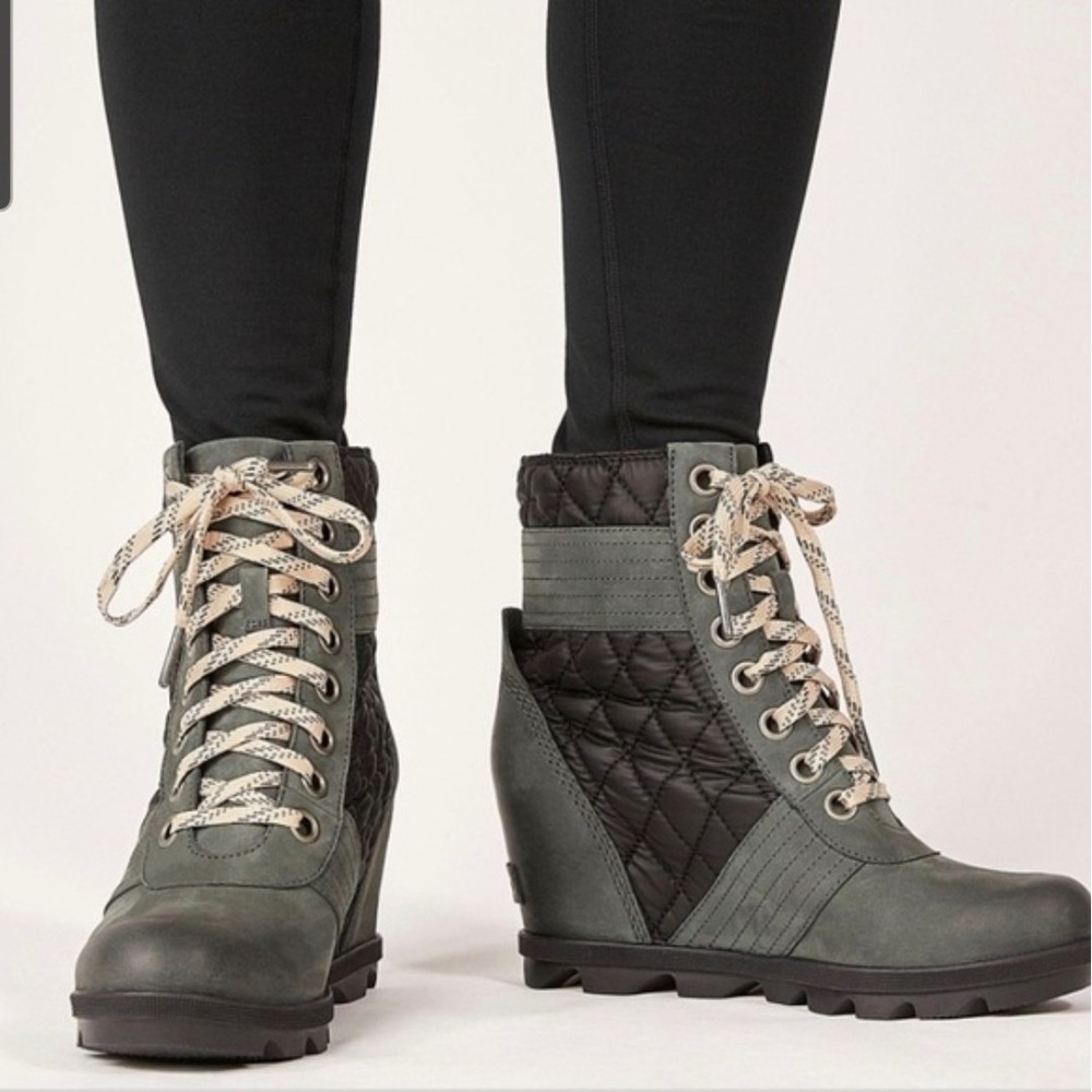 Sorel Lexie Wedge Lace Up Quilted Felt Boots Camp-Dark Slate Women 9,Winter Chic